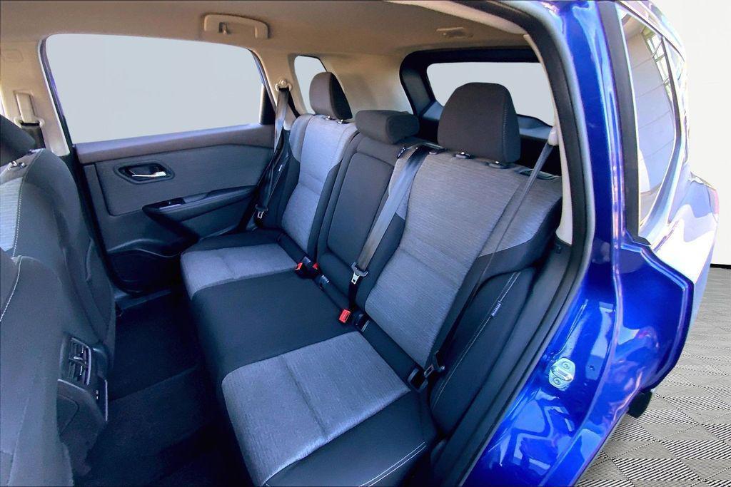 used 2023 Nissan Rogue car, priced at $19,118