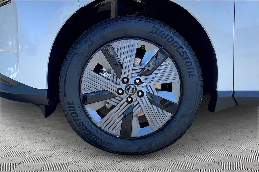 new 2025 Nissan Murano car, priced at $40,655