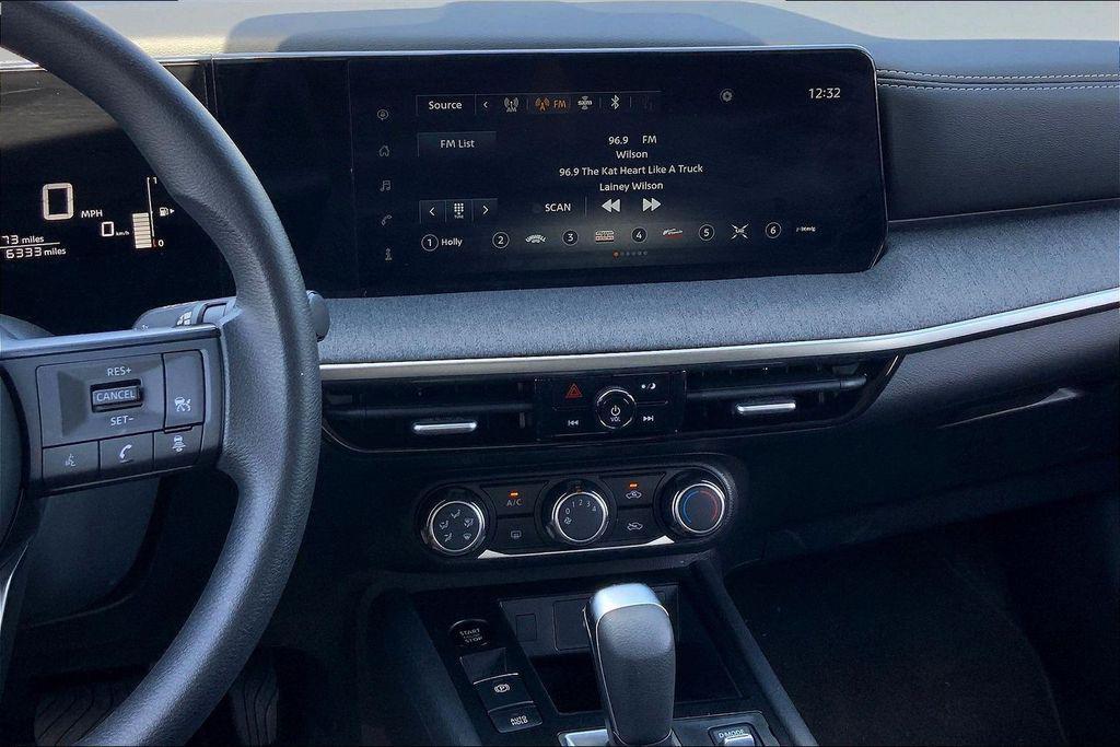 used 2025 Nissan Kicks car, priced at $22,318