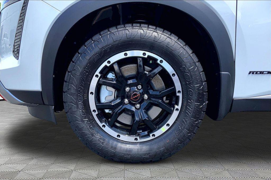 new 2026 Nissan Pathfinder car, priced at $43,638