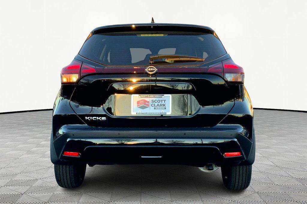 new 2025 Nissan Kicks car, priced at $21,115
