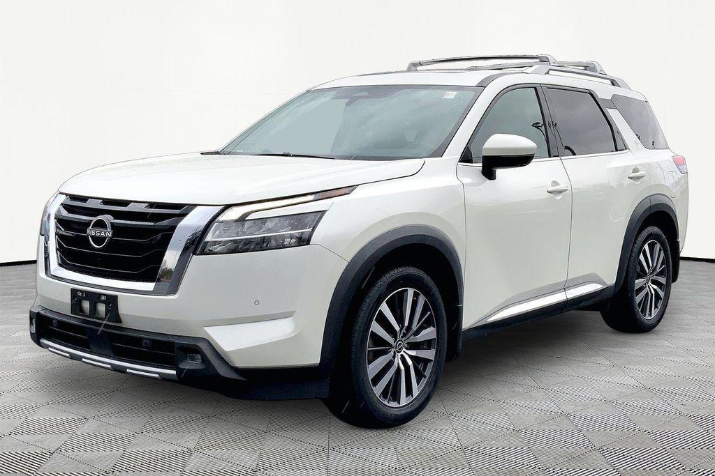 used 2022 Nissan Pathfinder car, priced at $34,419