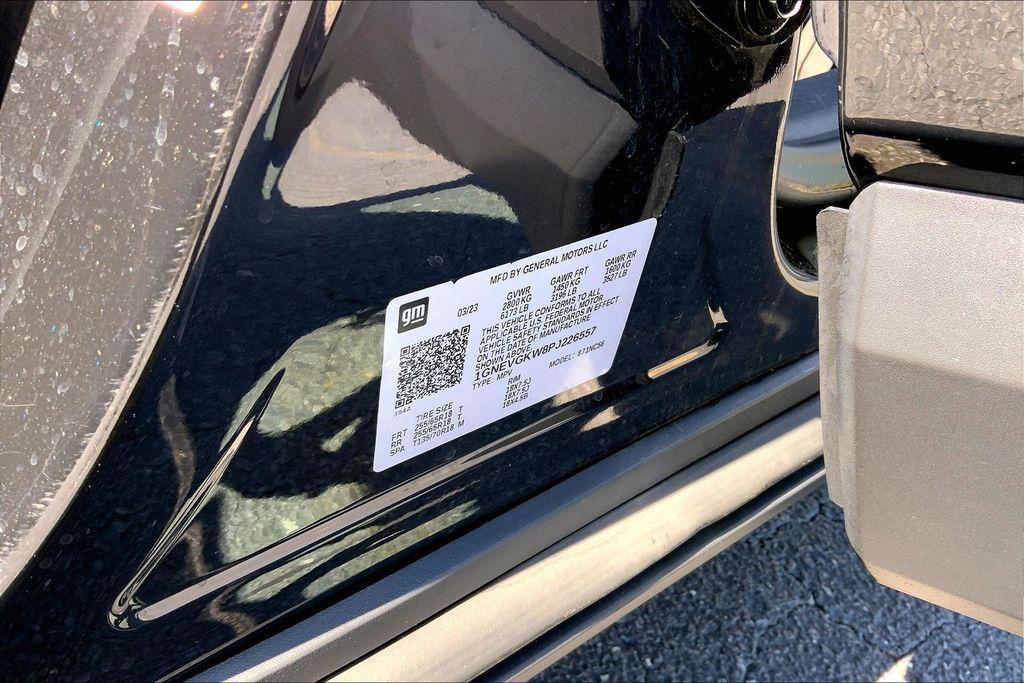 used 2023 Chevrolet Traverse car, priced at $32,457