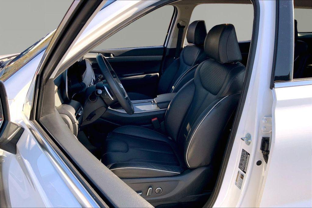 used 2024 Hyundai Palisade car, priced at $32,502