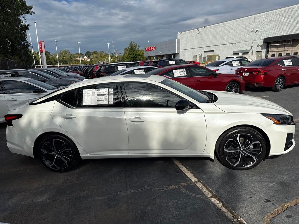 new 2025 Nissan Altima car, priced at $28,430