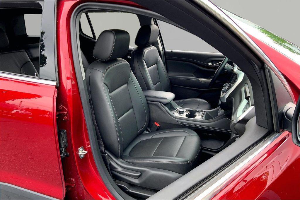 used 2023 GMC Acadia car, priced at $25,684