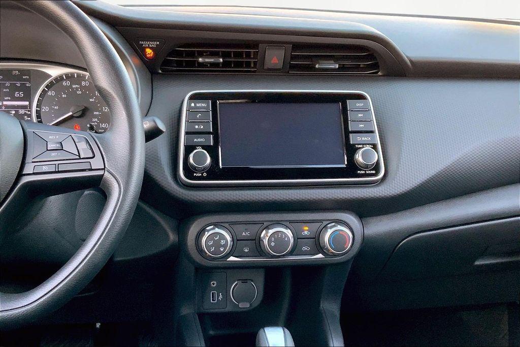 new 2025 Nissan Kicks car, priced at $21,115