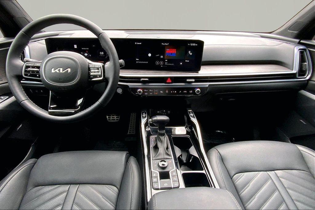 used 2025 Kia Sorento car, priced at $40,898