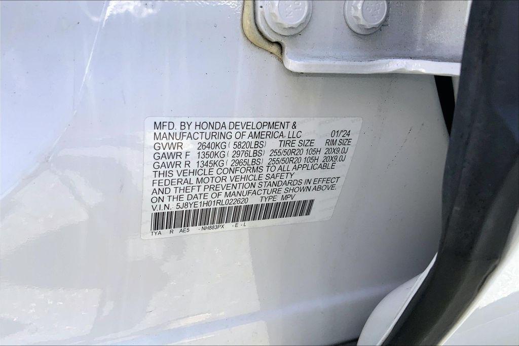 used 2024 Acura MDX car, priced at $45,897