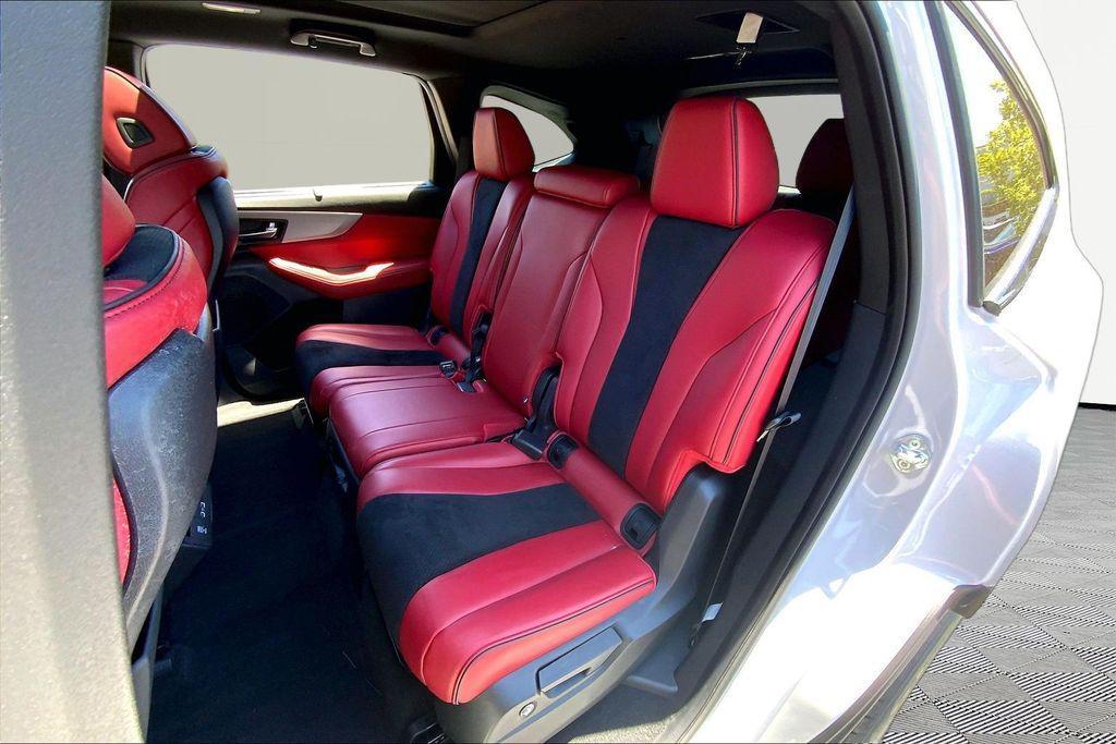 used 2024 Acura MDX car, priced at $45,897