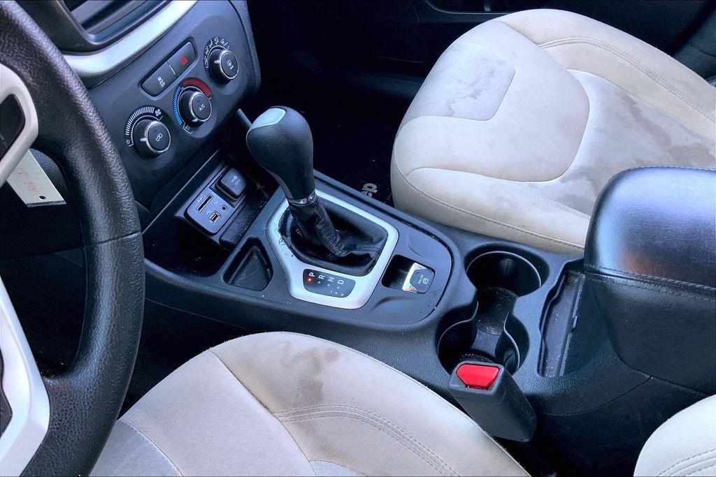 used 2017 Jeep Cherokee car, priced at $9,999