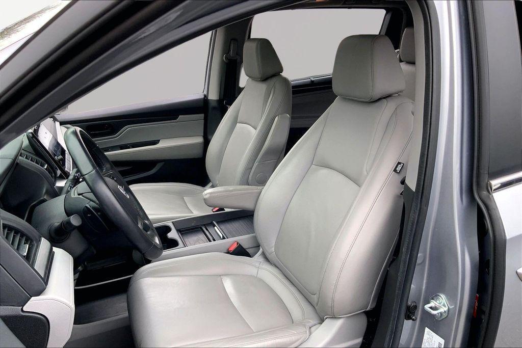 used 2024 Honda Odyssey car, priced at $37,459