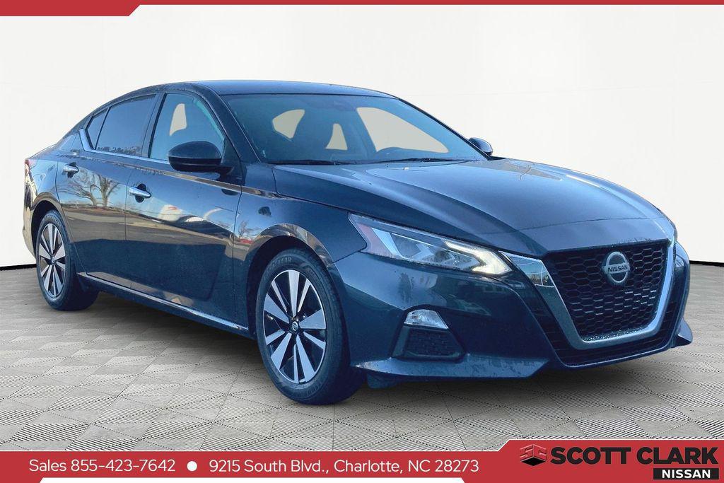 used 2022 Nissan Altima car, priced at $15,675