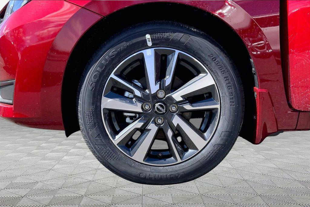 new 2025 Nissan Versa car, priced at $20,800