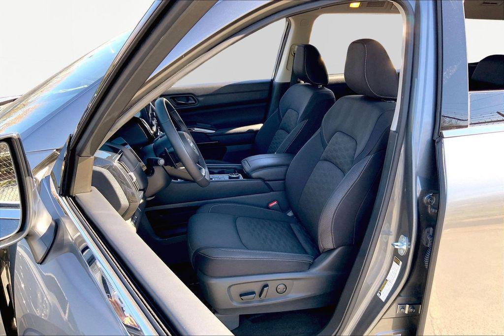 used 2024 Nissan Pathfinder car, priced at $28,129
