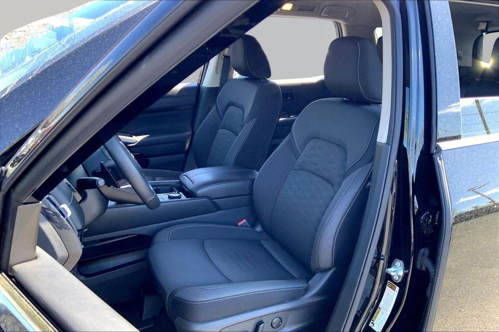 used 2025 Nissan Pathfinder car, priced at $35,850