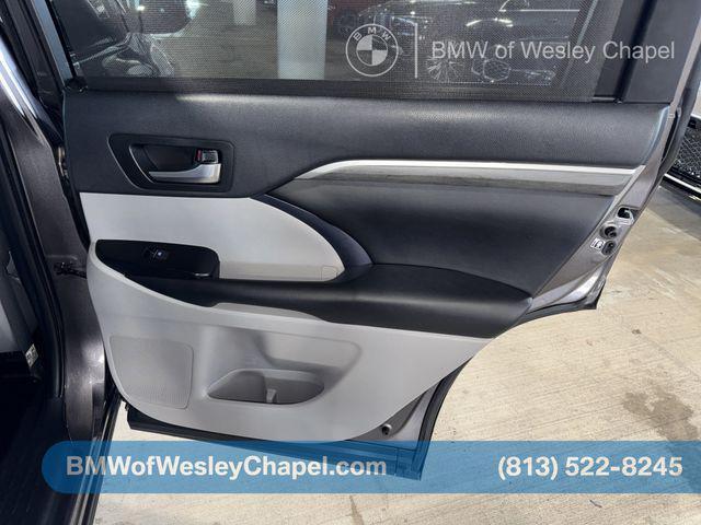 used 2019 Toyota Highlander car, priced at $22,323