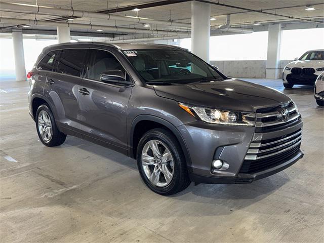 used 2019 Toyota Highlander car, priced at $23,253