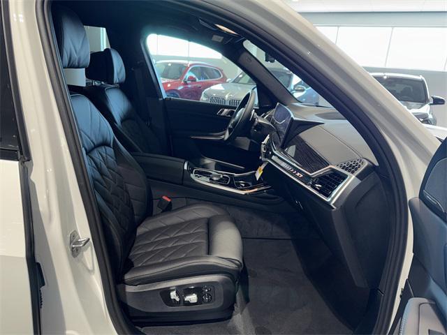 new 2026 BMW X7 car, priced at $98,285