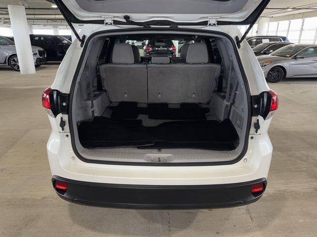 used 2019 Toyota Highlander car, priced at $21,836