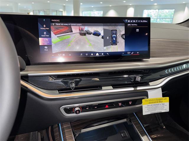 new 2026 BMW X7 car, priced at $102,405