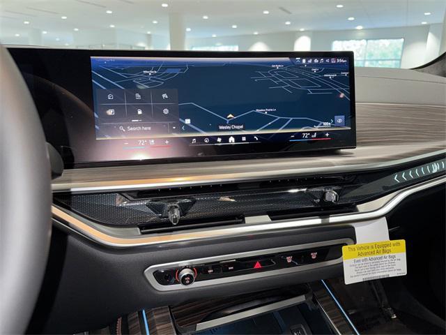new 2026 BMW X7 car, priced at $102,405