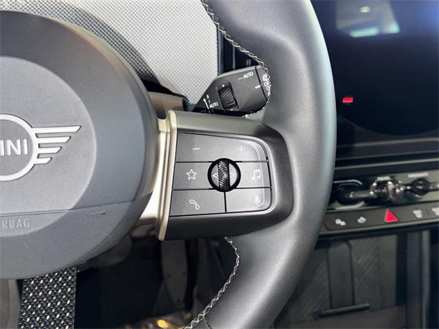 used 2025 MINI Hardtop car, priced at $29,700