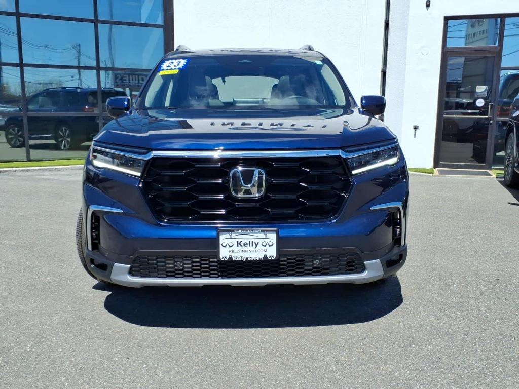 used 2023 Honda Pilot car, priced at $42,498