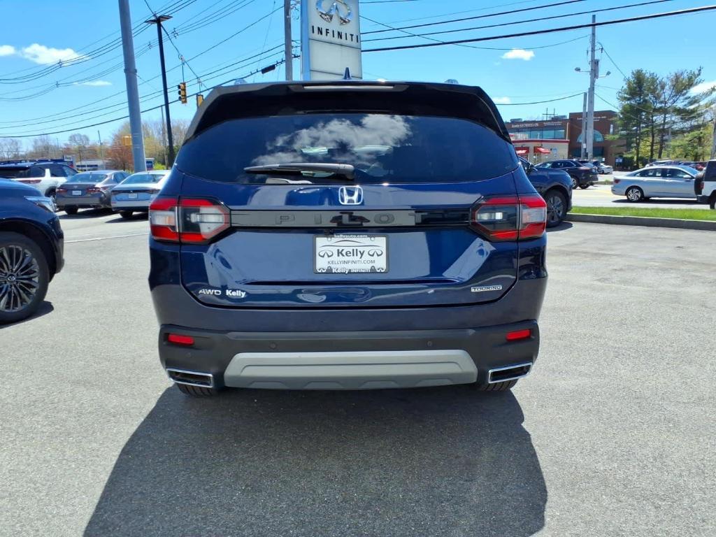 used 2023 Honda Pilot car, priced at $42,498