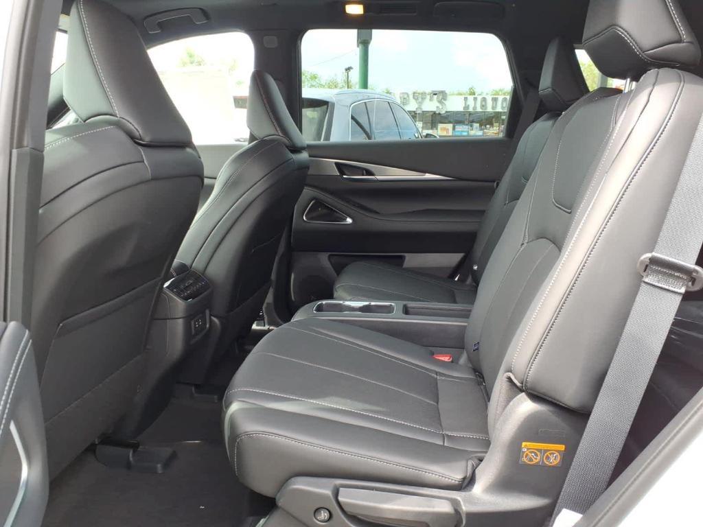 new 2027 INFINITI QX60 car, priced at $63,124