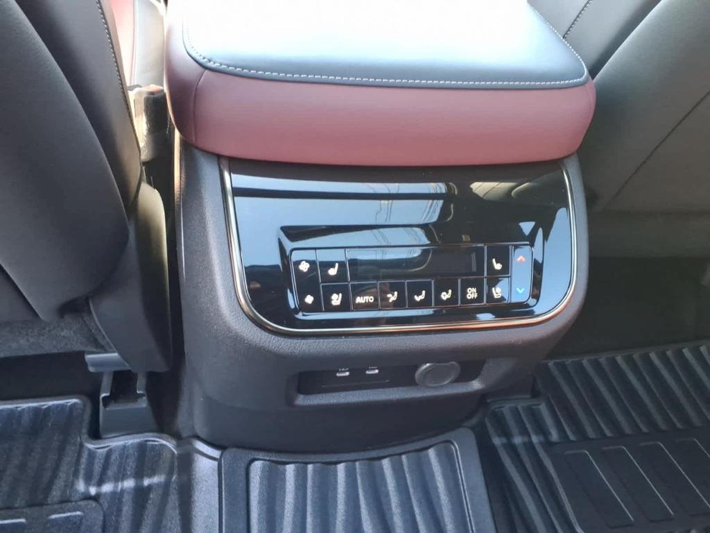 used 2025 INFINITI QX80 car, priced at $91,547