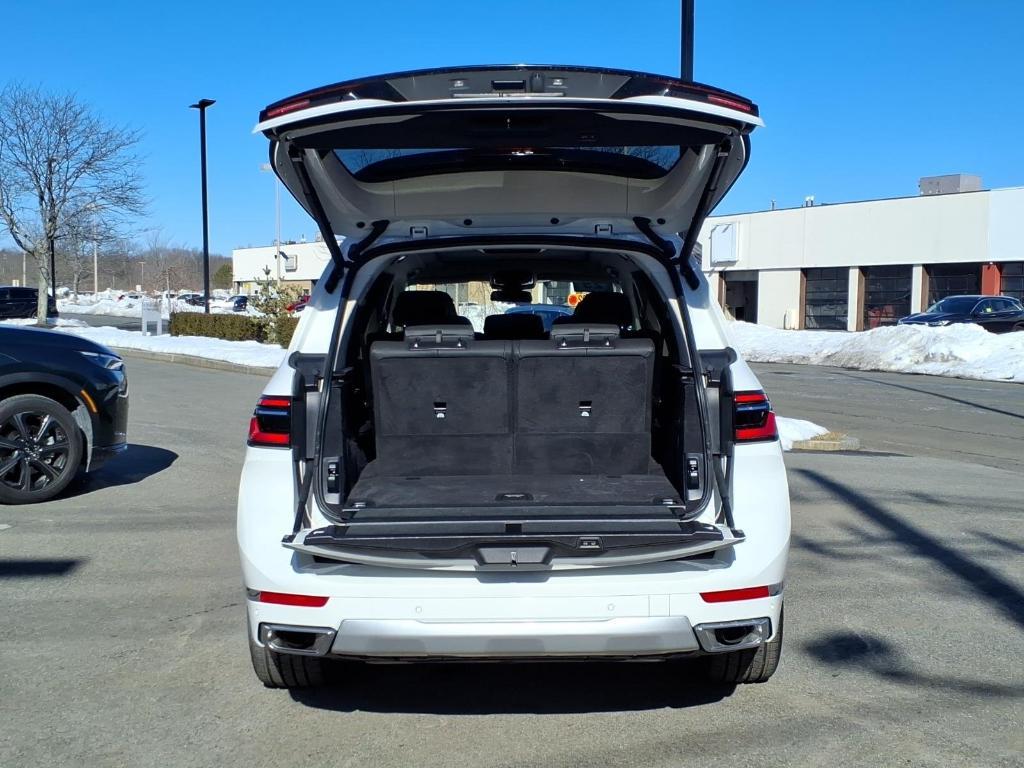 used 2025 BMW X7 car, priced at $58,657