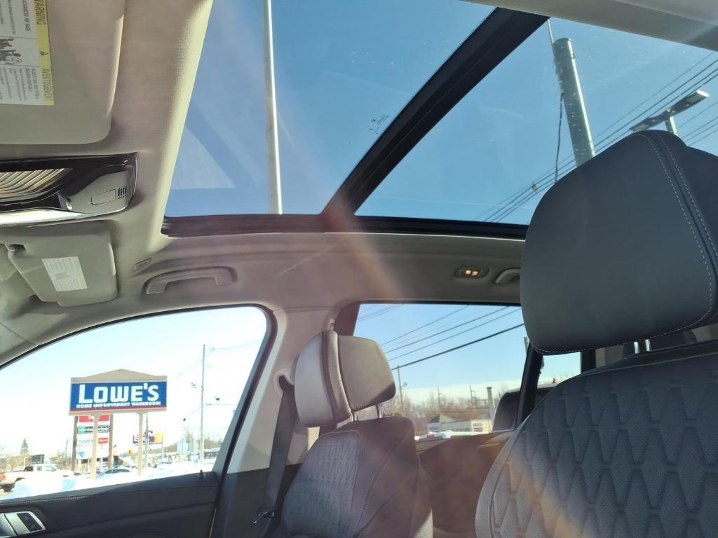 used 2025 BMW X7 car, priced at $58,657