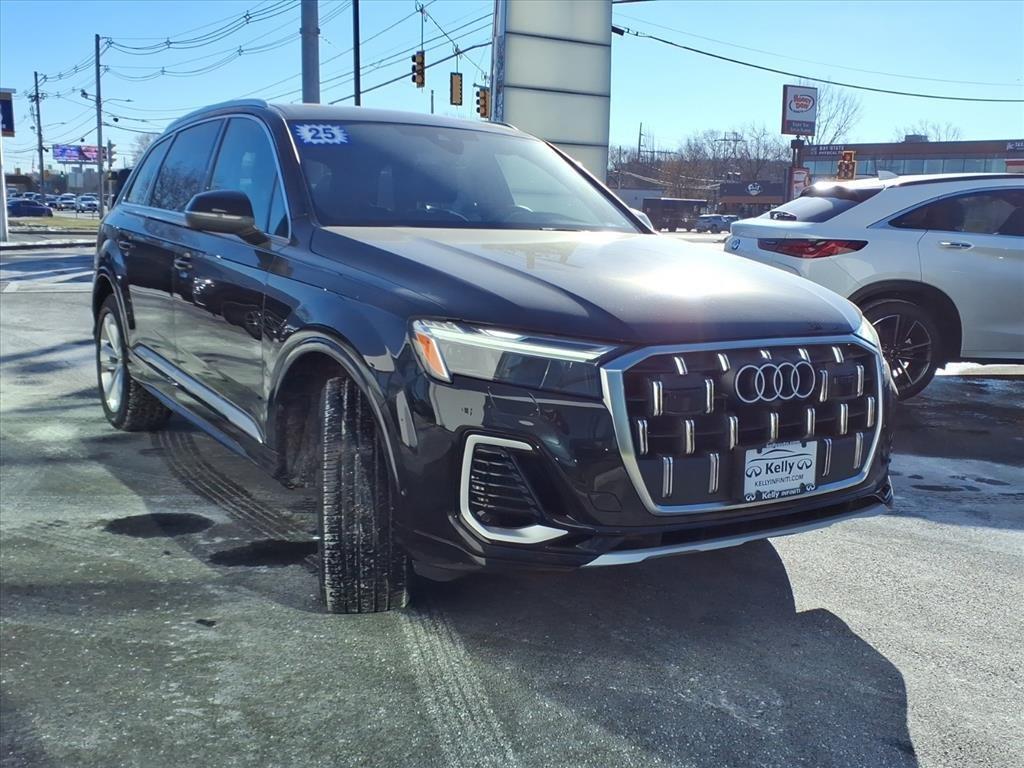 used 2025 Audi Q7 car, priced at $47,877