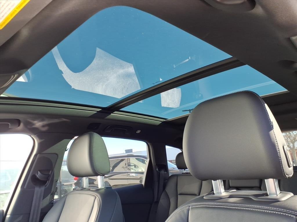 used 2025 Audi Q7 car, priced at $47,877