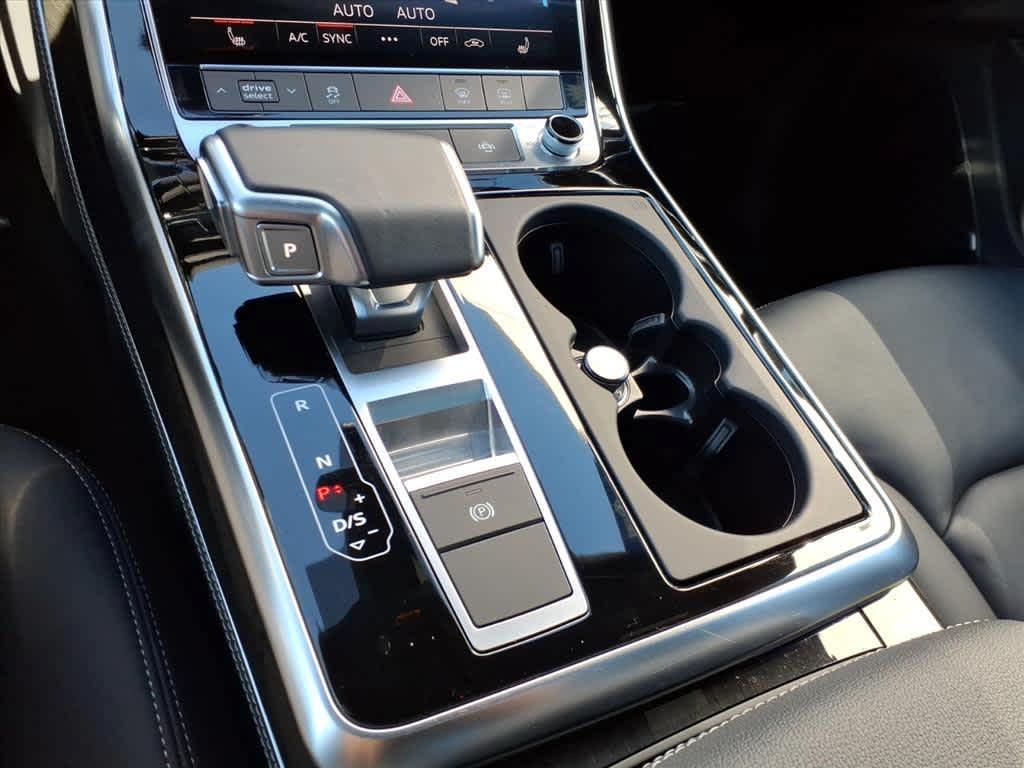 used 2025 Audi Q7 car, priced at $48,998