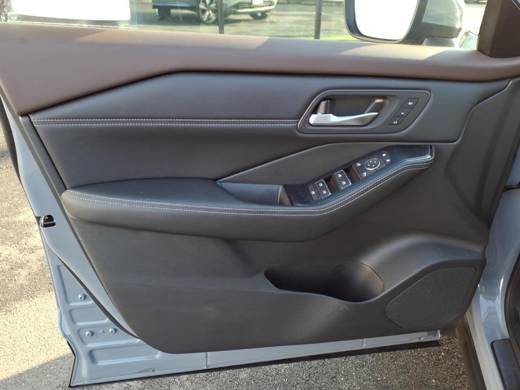 used 2023 Nissan Rogue car, priced at $24,227