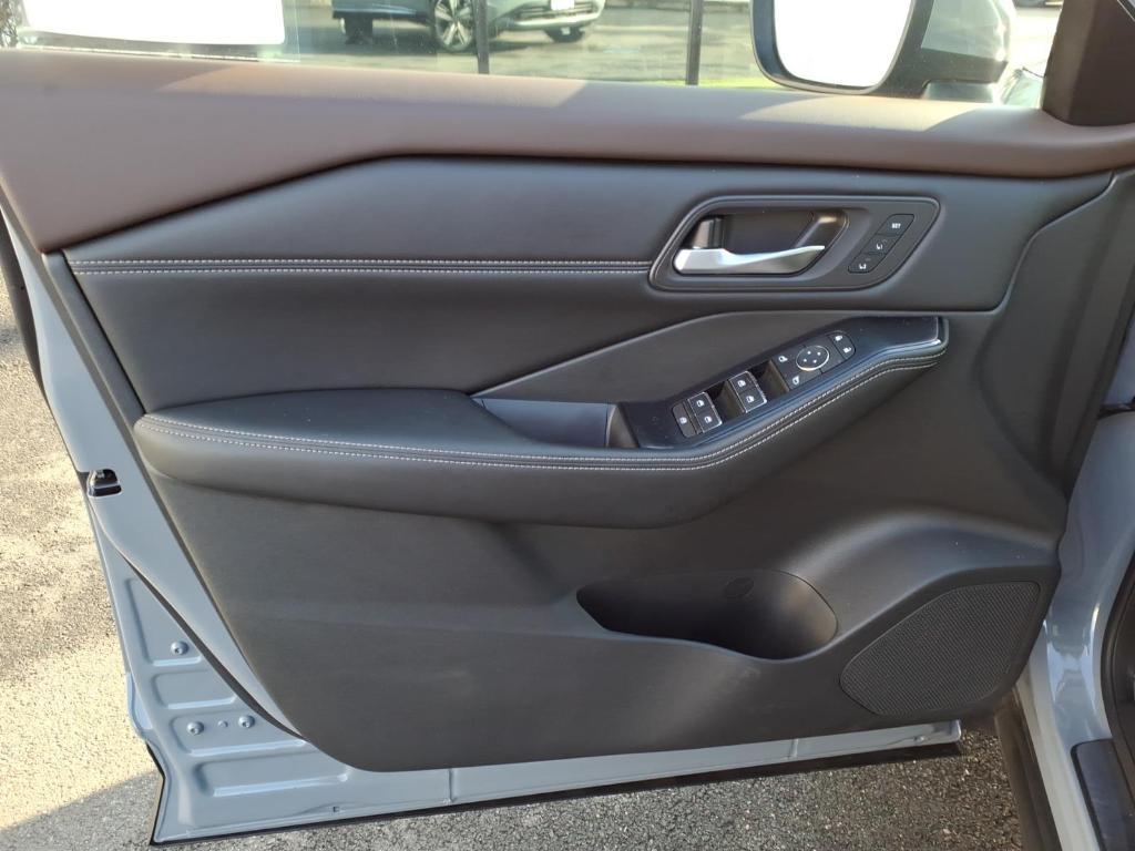 used 2023 Nissan Rogue car, priced at $24,987