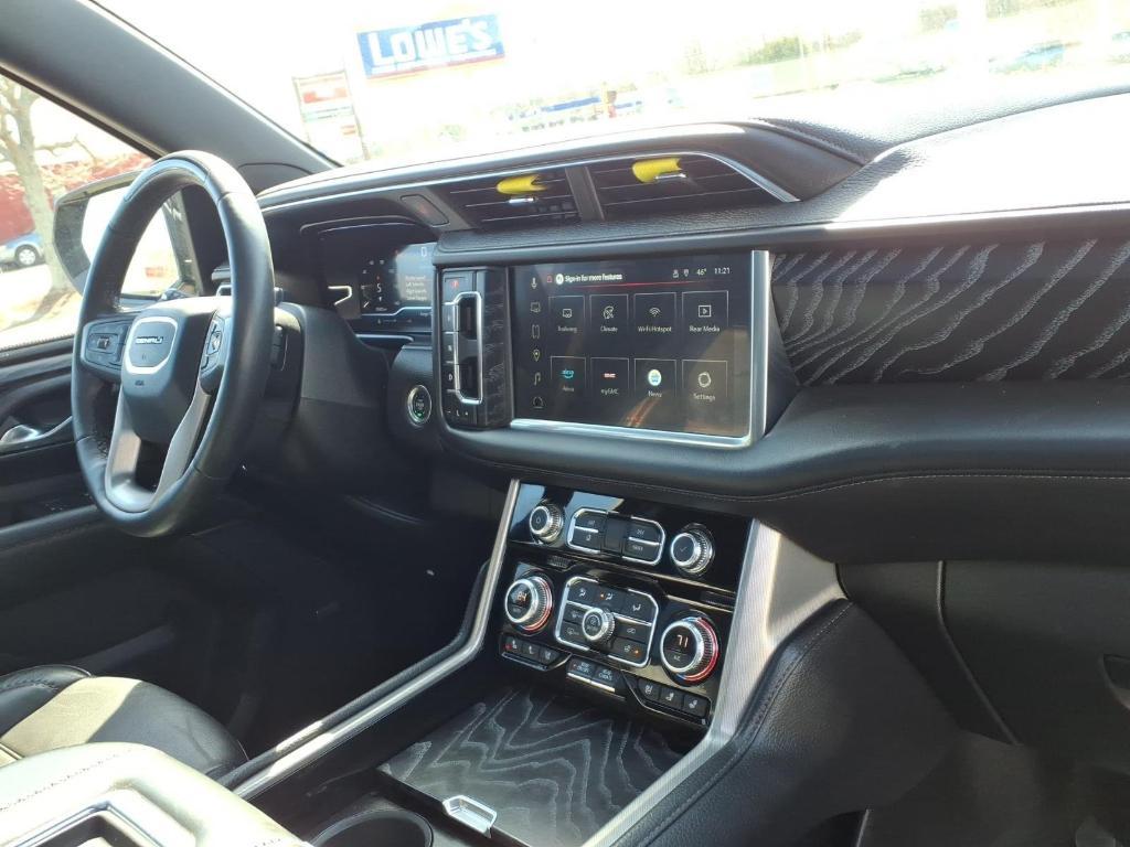 used 2023 GMC Yukon car, priced at $49,543