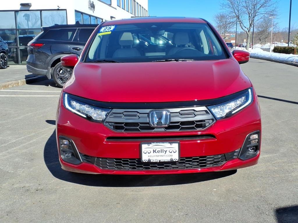 used 2025 Honda Odyssey car, priced at $36,374