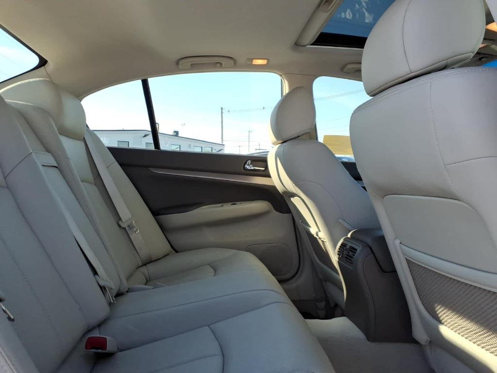 used 2015 INFINITI Q40 car, priced at $15,995