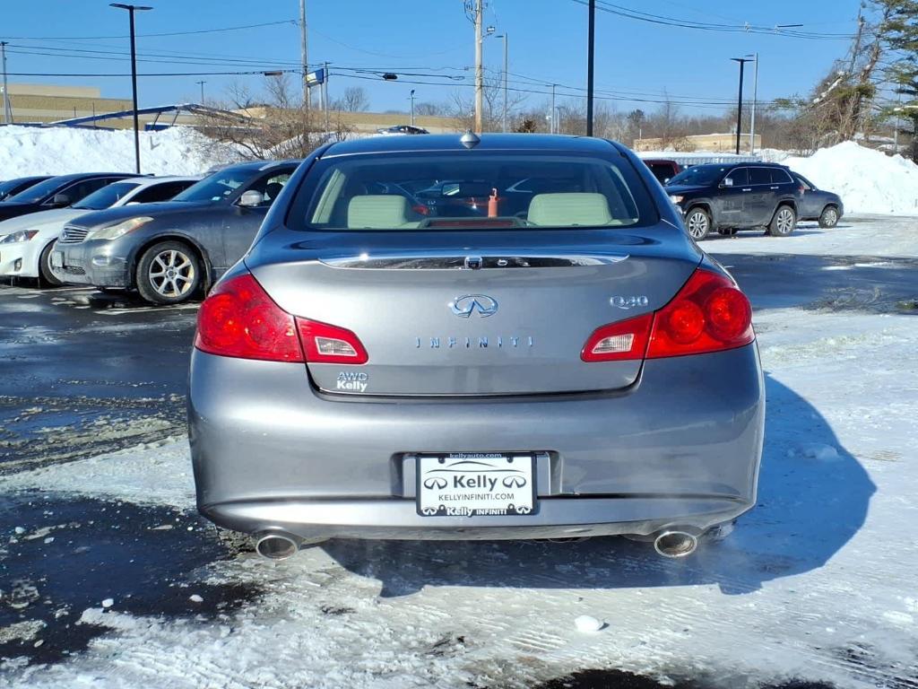 used 2015 INFINITI Q40 car, priced at $15,995