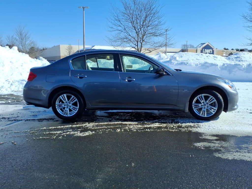used 2015 INFINITI Q40 car, priced at $15,995