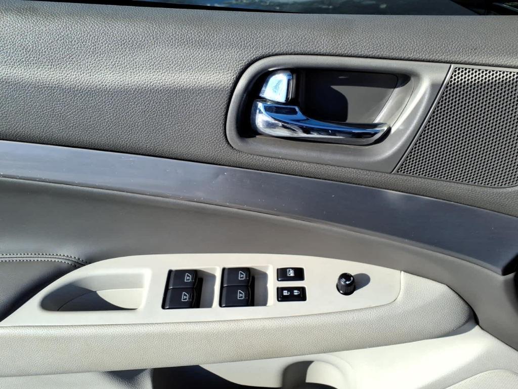 used 2015 INFINITI Q40 car, priced at $15,995