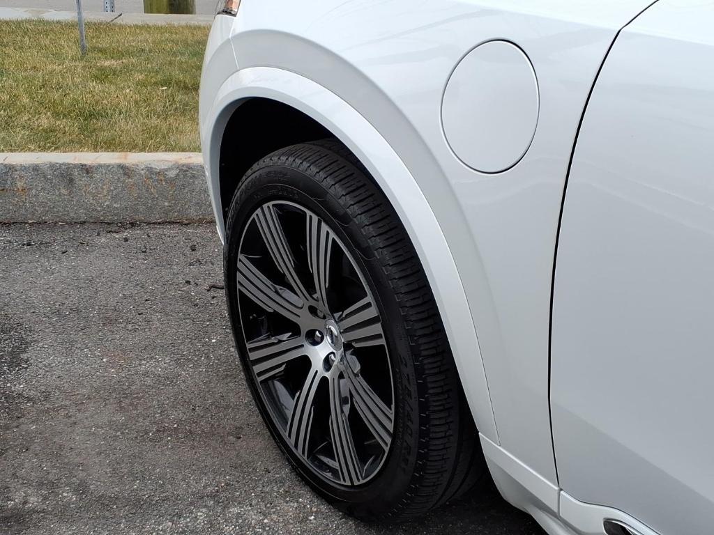 used 2024 Volvo XC90 Recharge Plug-In Hybrid car, priced at $45,877