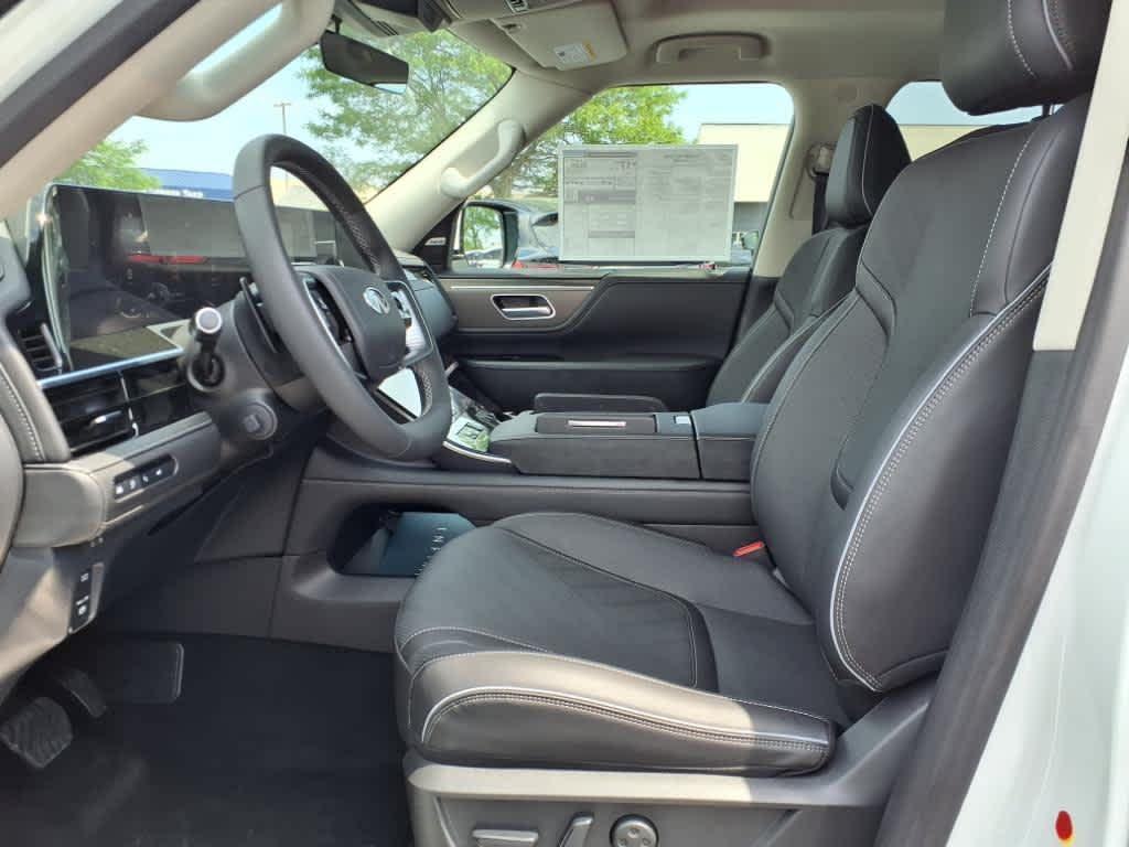 new 2025 INFINITI QX80 car, priced at $96,100