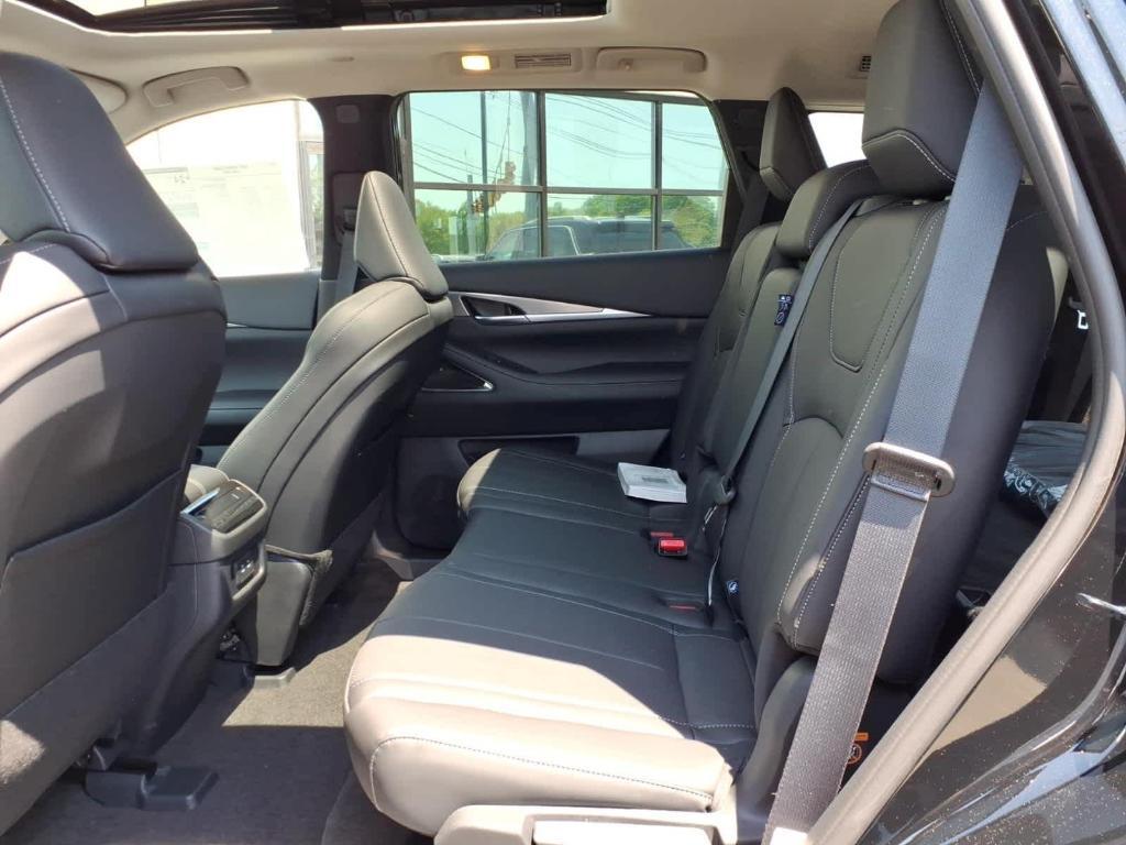new 2027 INFINITI QX60 car, priced at $60,964