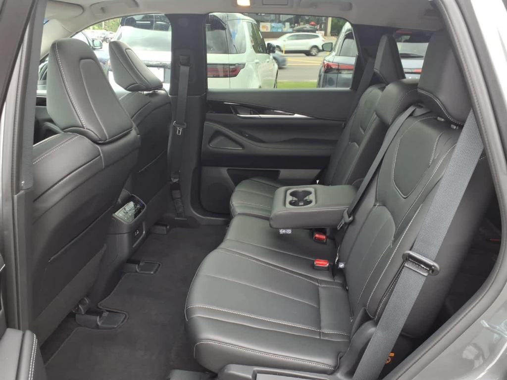 used 2025 INFINITI QX60 car, priced at $41,697