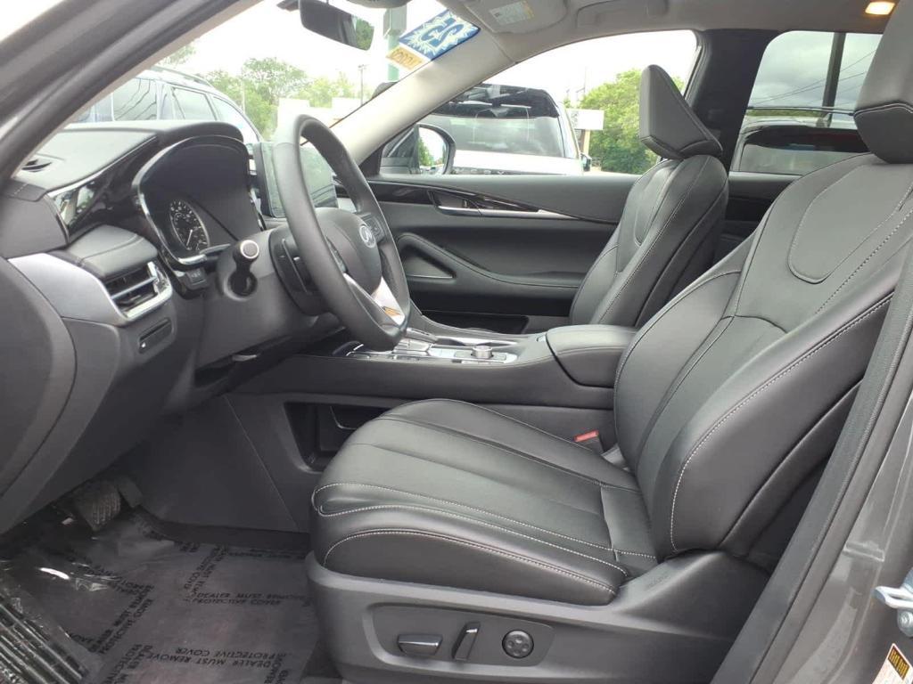 used 2025 INFINITI QX60 car, priced at $41,697
