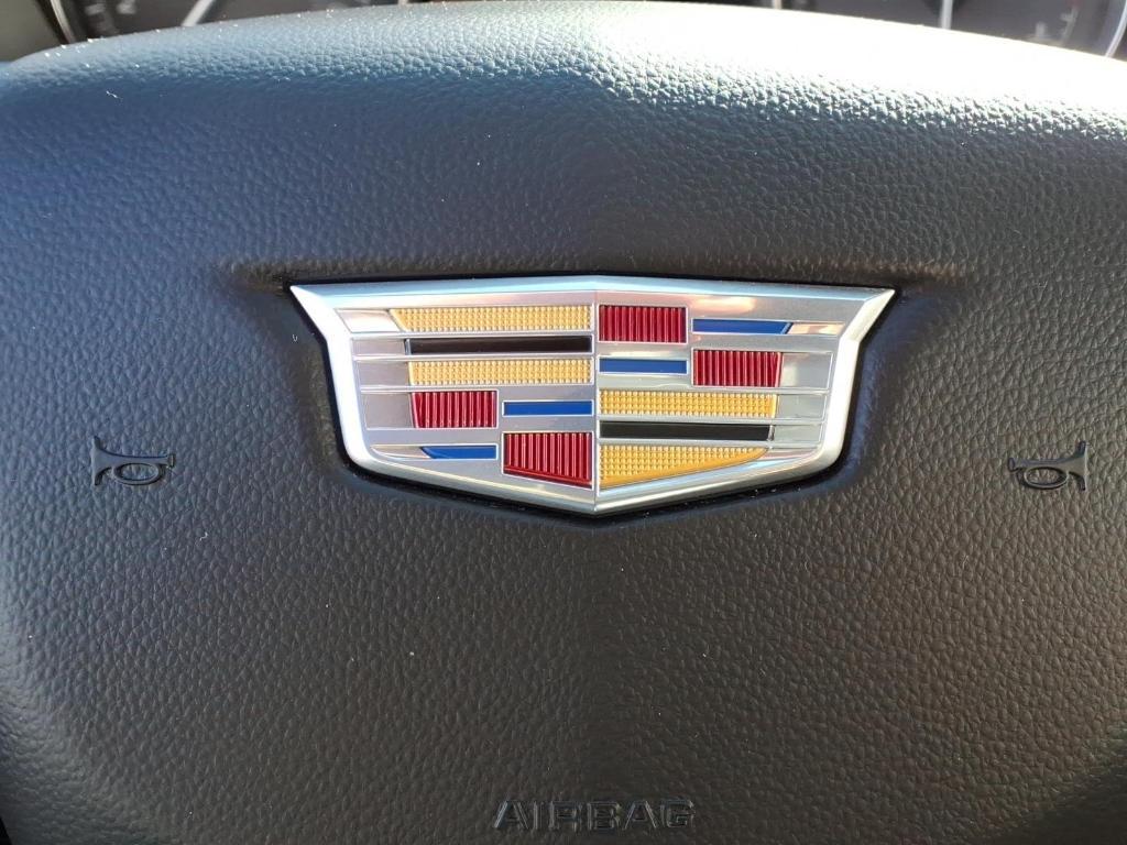 used 2023 Cadillac XT6 car, priced at $35,877